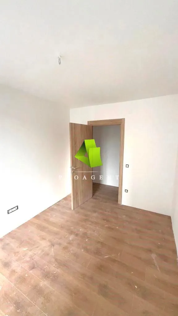 Prodaja, četvorosoban stan, 91m², Medijana, Niš