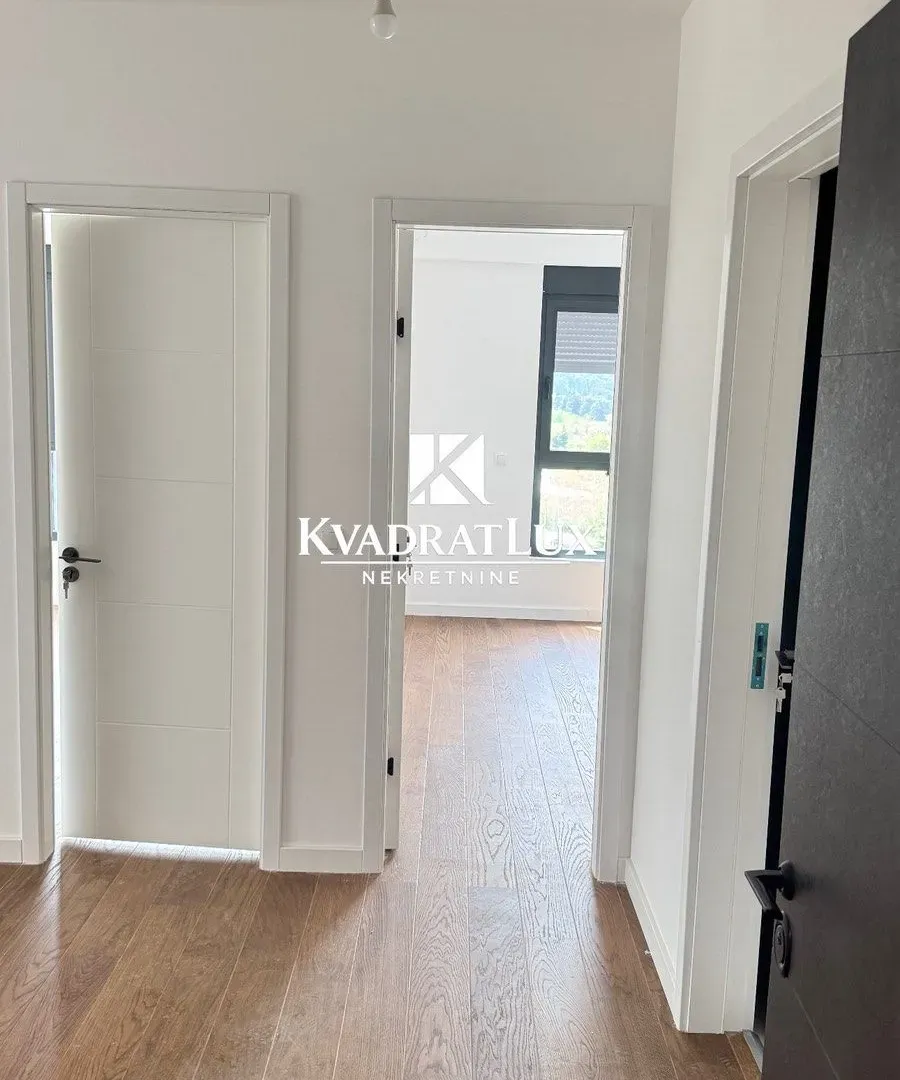 Sale, two bedroom apartment, 70m², Centar, Bar