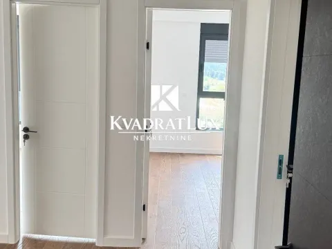 Sale, two bedroom apartment, 71m², Centar, Bar - image 6