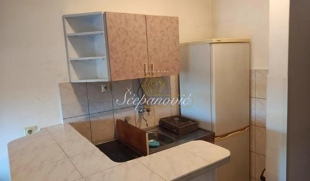 Prodaja, jednosoban stan, 32m², Sajam, Novi Sad Sve Podlokacije
