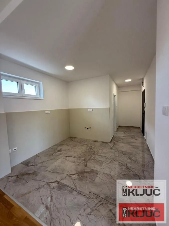 Rent, two bedroom apartment, 77m², Salajka, Novi Sad Sve Podlokacije