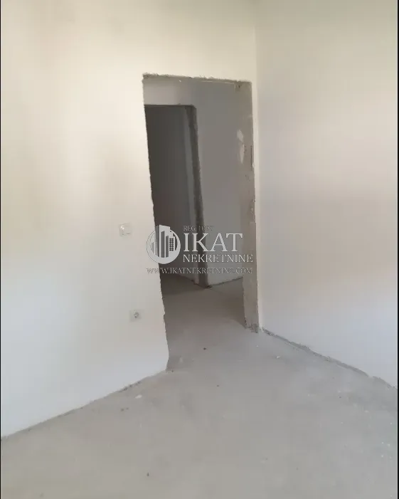 Sale, three bedroom apartment, 66m², Banjica, Voždovac Sve Podlokacije