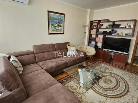 Izdavanje, jednosoban stan, 70m2, Pejton, Podgorica Izdavanje, jednosoban stan, 70m2, Pejton, Podgorica