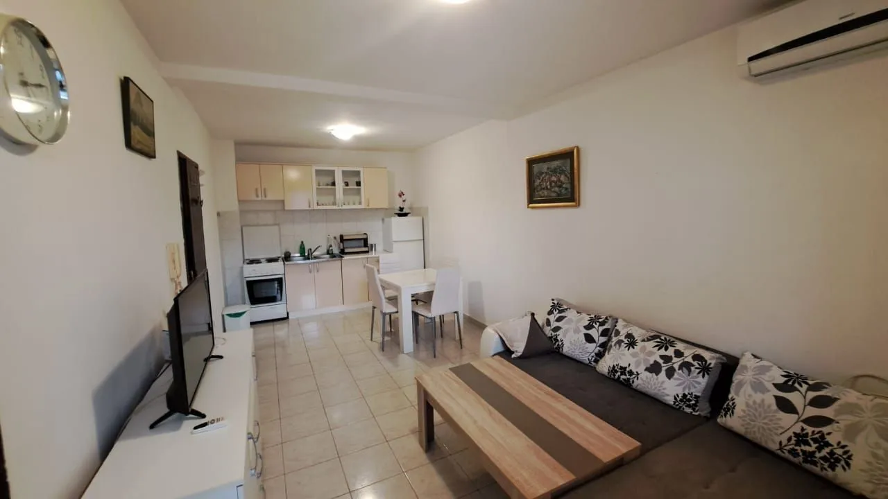 Prodaja, jednosoban stan, 40m², Budva, Crna Gora