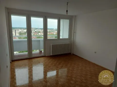 Sale, three bedroom apartment, 61m², Bulevar Oslobodjenja, Novi Sad Sve Podlokacije