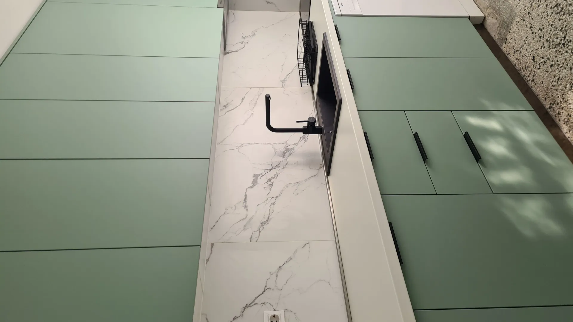 Izdavanje, dvosoban stan, 65m², Stara Varoš, Podgorica