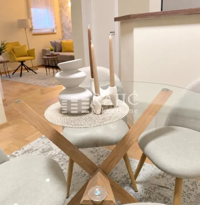 Rent, two bedroom apartment, 54m², Vračar Hram, Vračar Sve Podlokacije