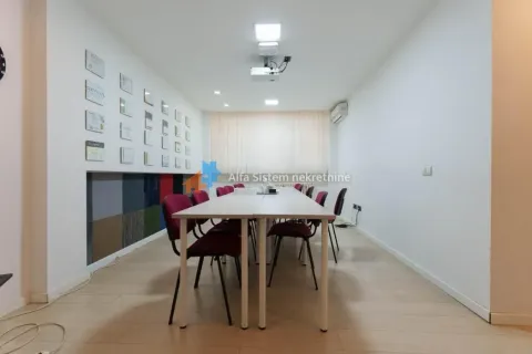 Rent, office space, 137m², Novi Beograd Sve Podlokacije, Beograd - image 2