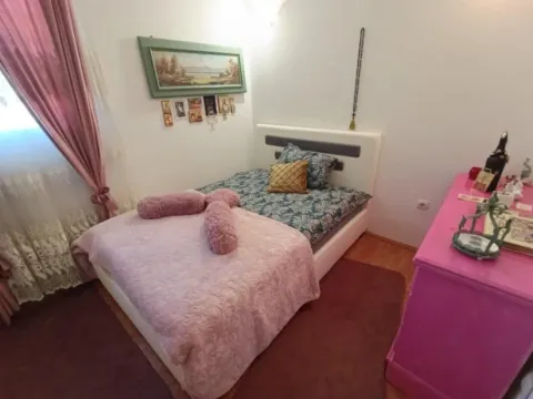 Sale, house, 200m², Donja Gorica, Podgorica - image 12