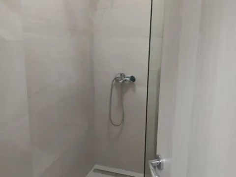 Izdavanje, dvosoban stan, 57m², Centar, Podgorica - image 3