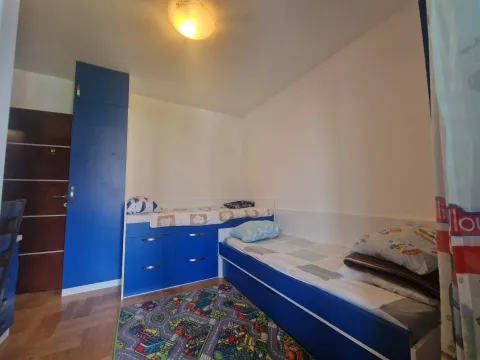 Rent, two bedroom apartment, 81m², Budva, Crna Gora - image 13