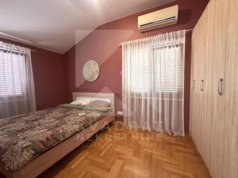 Rent, house, 326m², Stari Aerodrom, Podgorica - image 10