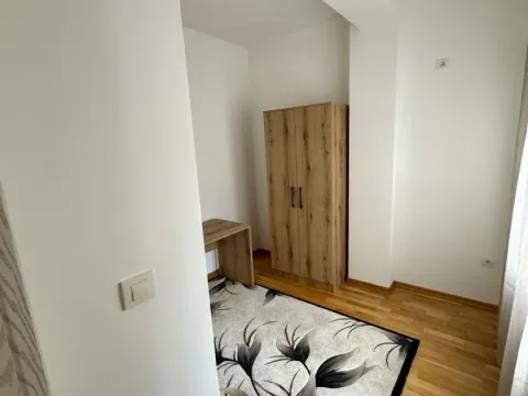 Izdavanje, trosoban stan, 74m², Ljubović, Podgorica - image 7