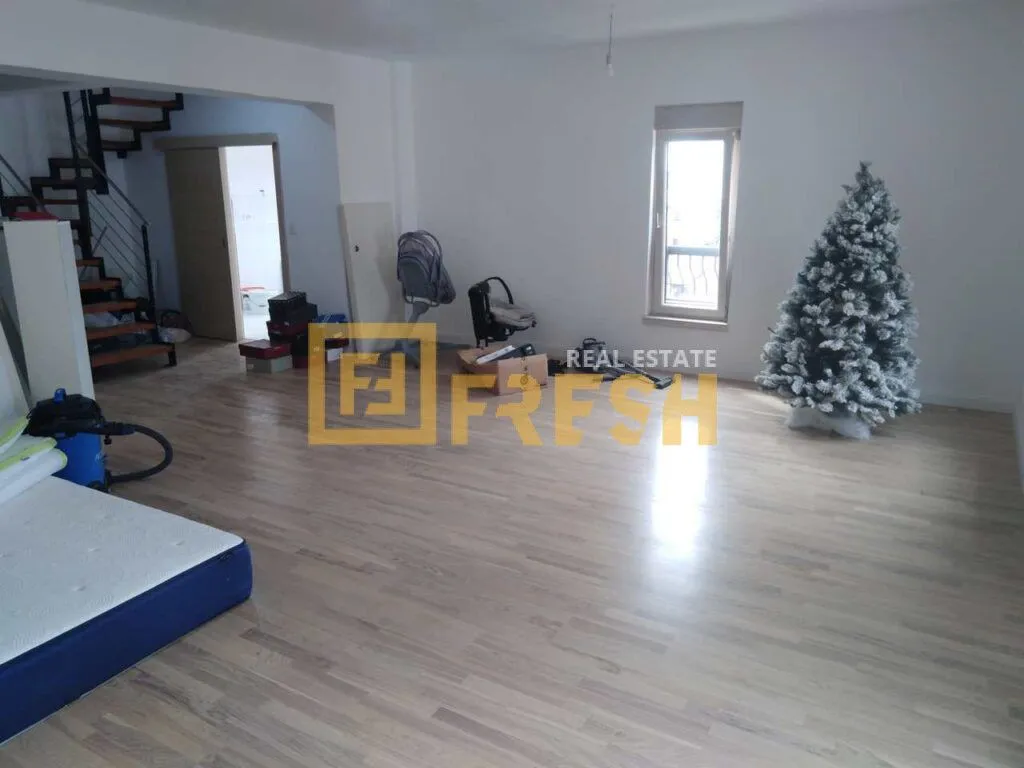 Prodaja, trosoban stan, 113m², Momišići, Podgorica