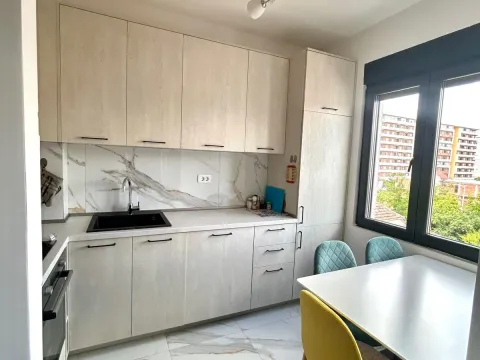 Rent, one bedroom apartment, 45m², City Kvart, Podgorica - image 2