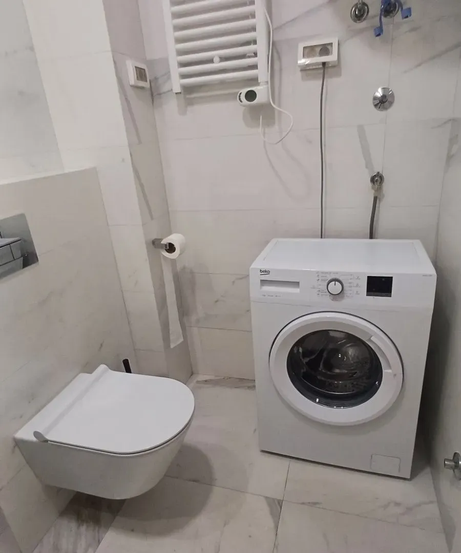 Izdavanje, stan, 40m², Central Point, Podgorica