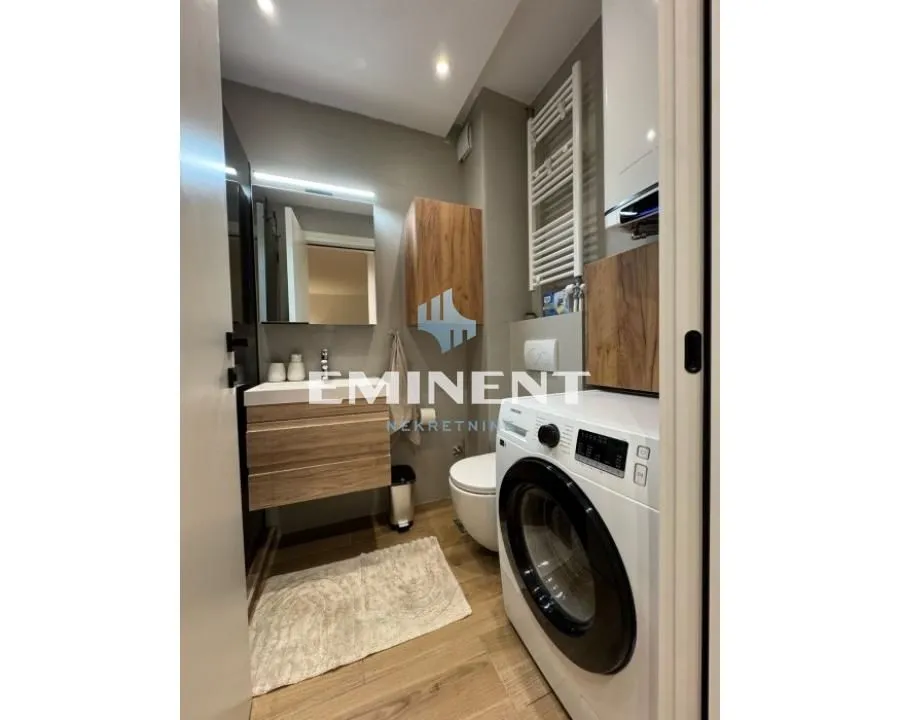 Rent, three bedroom apartment, 65m², Čubura, Beograd