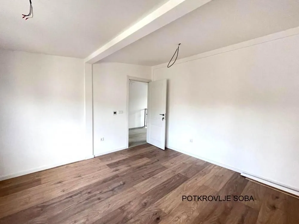 Sale, house, 233m², Čukarica, Beograd