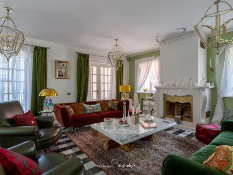 Rent, house, 587m², Dobrota, Kotor - image 32