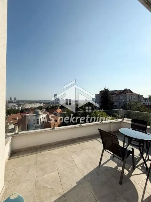 Izdavanje, četvorosoban stan, 157m², Savski Venac, Beograd