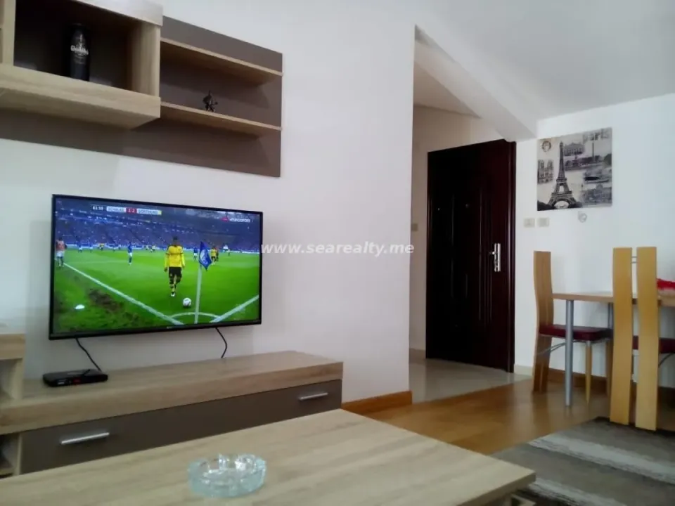 Rent, studio apartment, 52m², Budva, Crna Gora