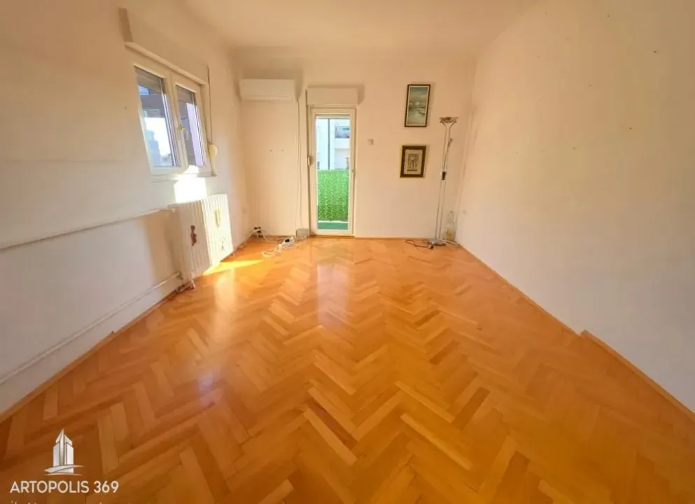 Prodaja, dvosoban stan, 60m², Uciteljsko Naselje, Zvezdara Sve Podlokacije