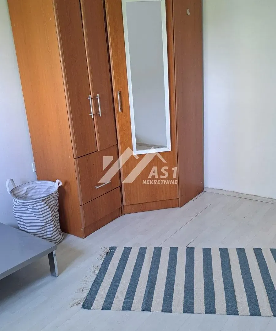 Izdavanje, jednosoban stan, 43m², Liman 2, Novi Sad Sve Podlokacije