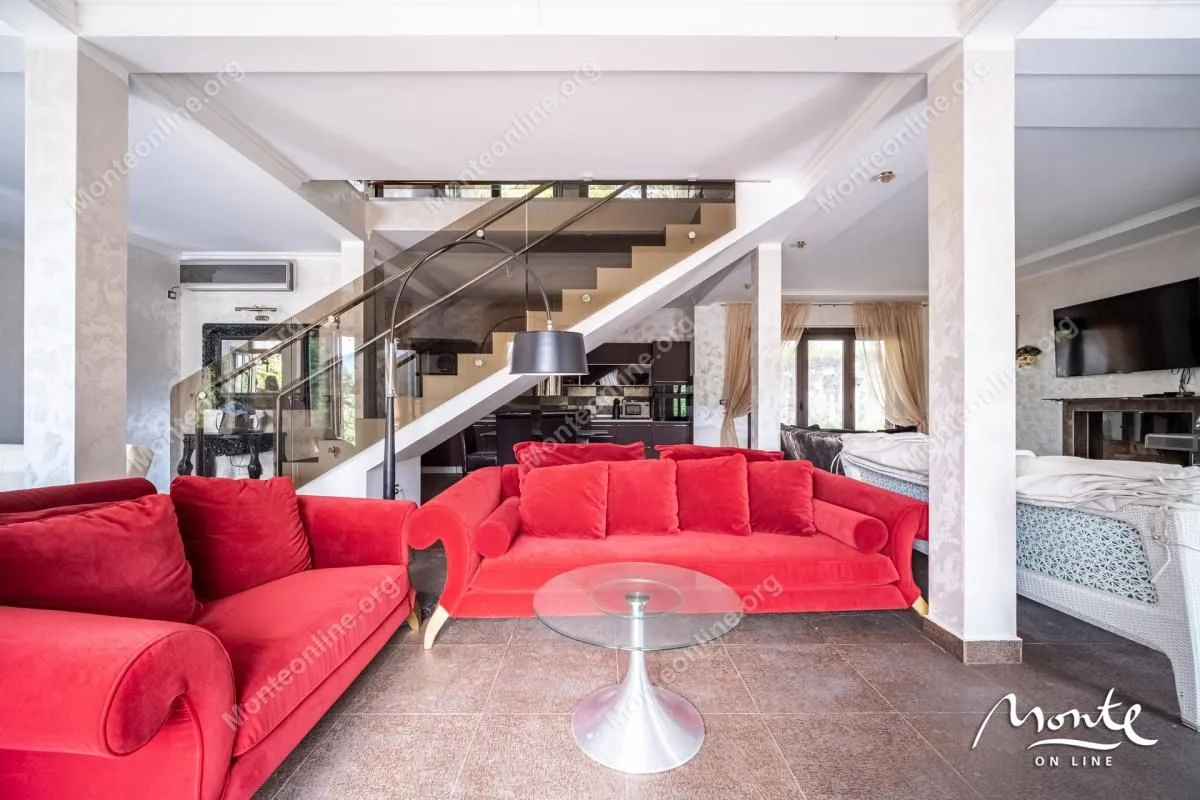Prodaja, kuća, 188m², Sasovići, Herceg Novi