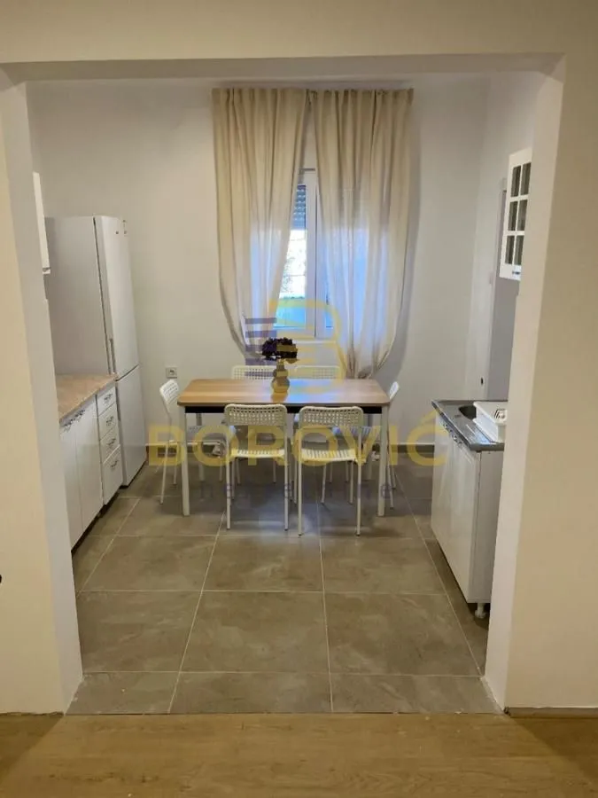 Rent, four bedroom apartment, 100m², Trošarina, Voždovac Sve Podlokacije