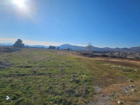 Prodaja, plac, 1090m², Donja Gorica, Podgorica - image 3