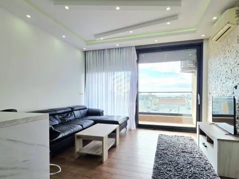 Rent, two bedroom apartment, 69m², Centar, Bar - image 1