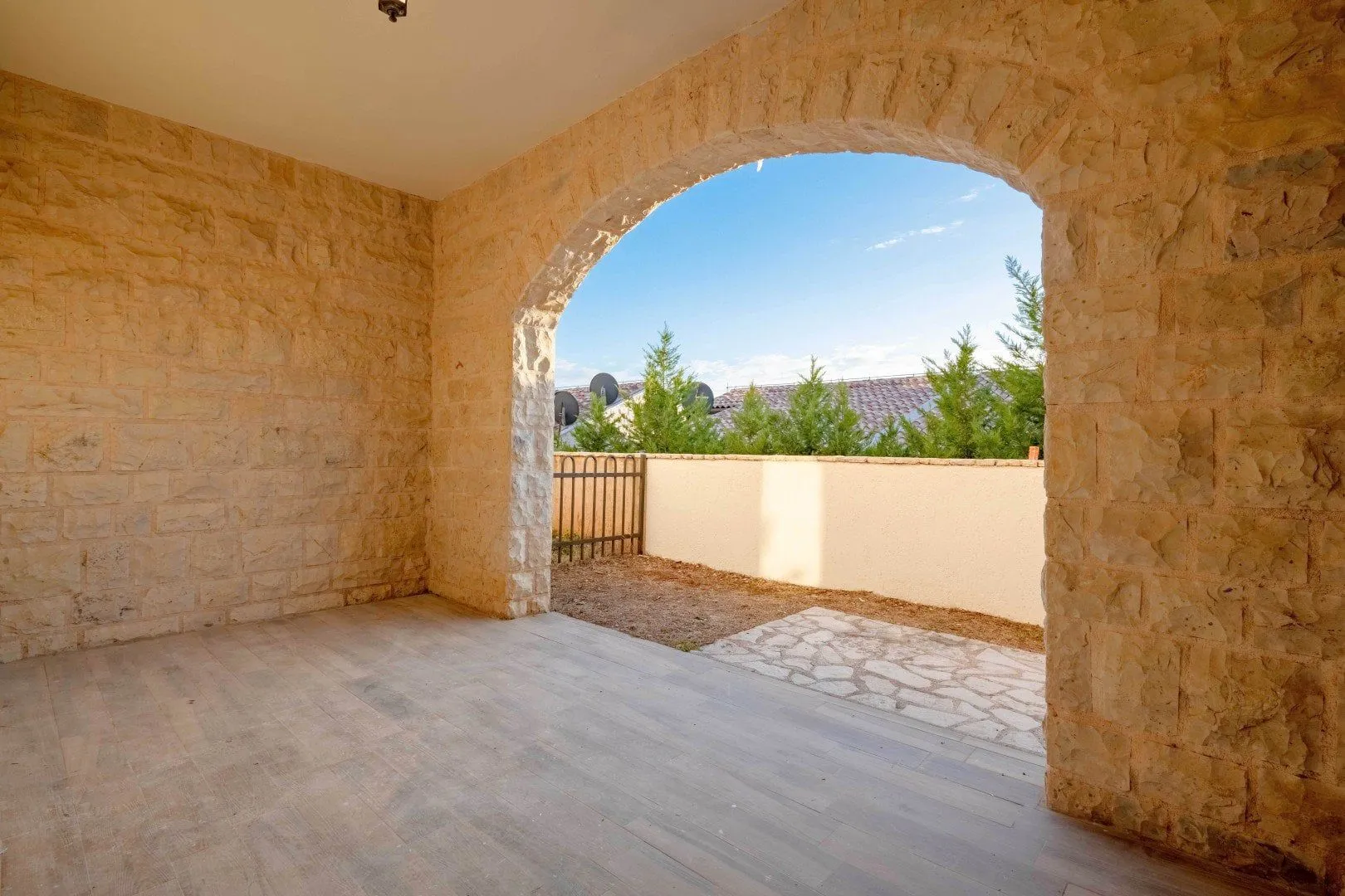 Sale, apartment, 46m², Reževići, Budva