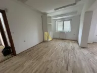 Izdavanje, poslovni prostor, 216m², Centar, Novi Sad - image 6