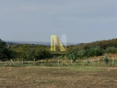 Zemljište in Sremska Kamenica