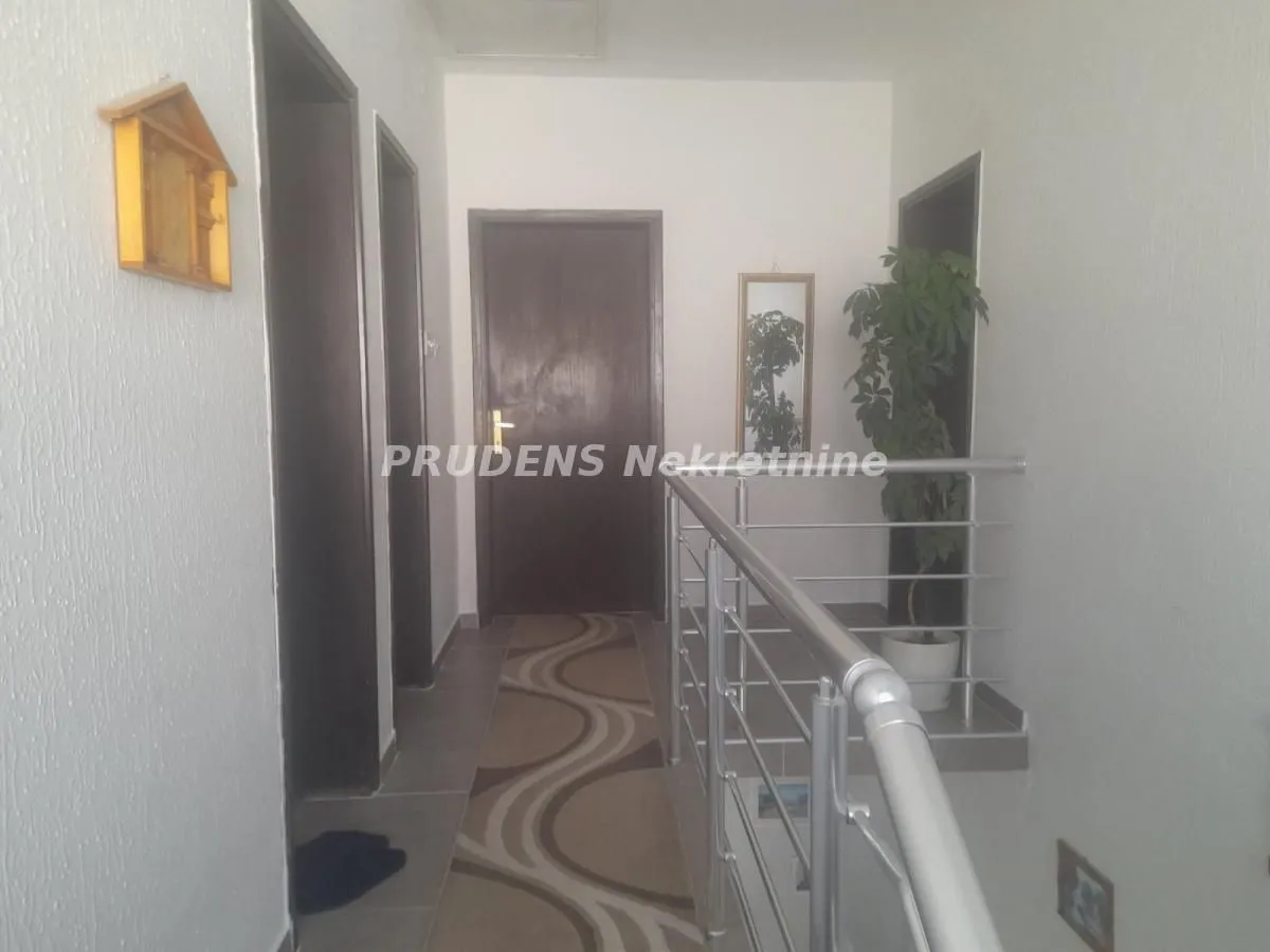 Sale, house, 165m², Dobanovci, Surčin