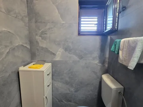 Rent, apartment, 80m², Radovići, Tivat - image 10