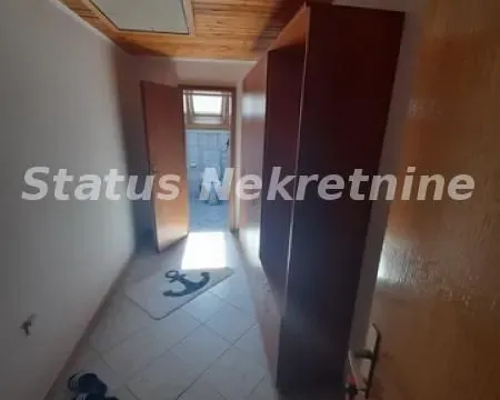 Prodaja, kuća, 250m², Futog, Novi Sad Sve Podlokacije - image 13