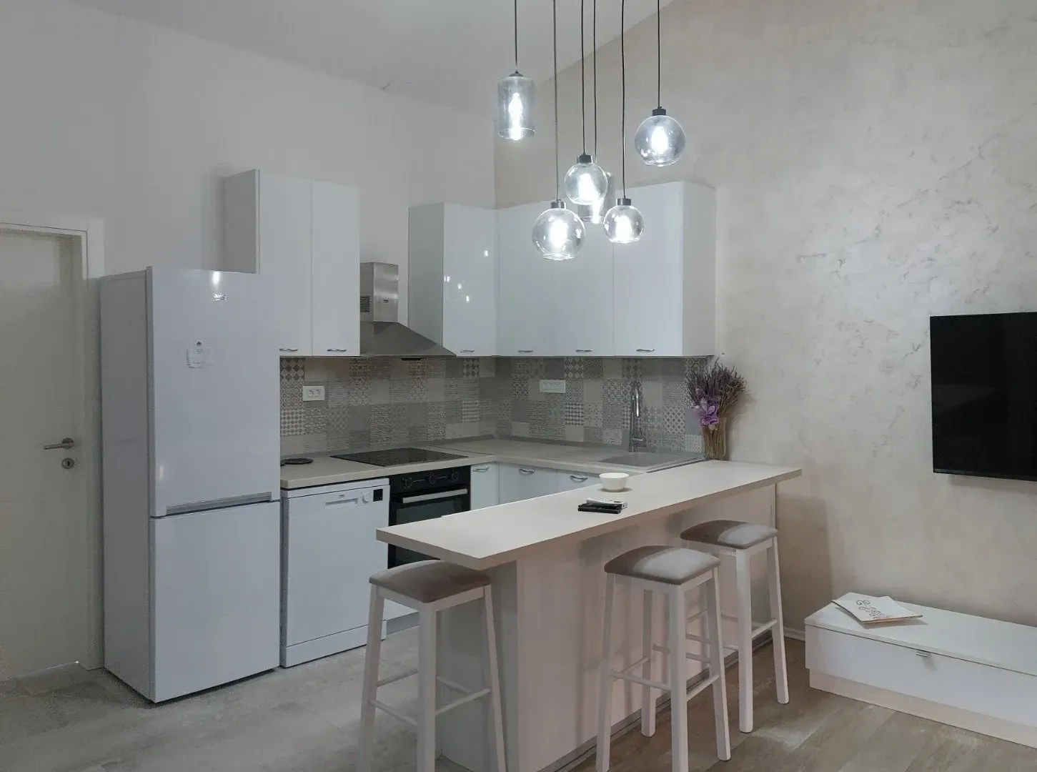 Rent, two bedroom apartment, 60m², Seljanovo, Tivat