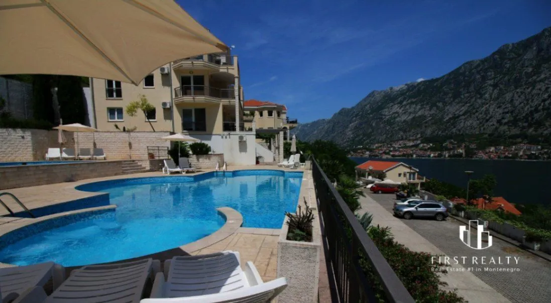 Prodaja, dvosoban stan, 76m², Muo, Kotor