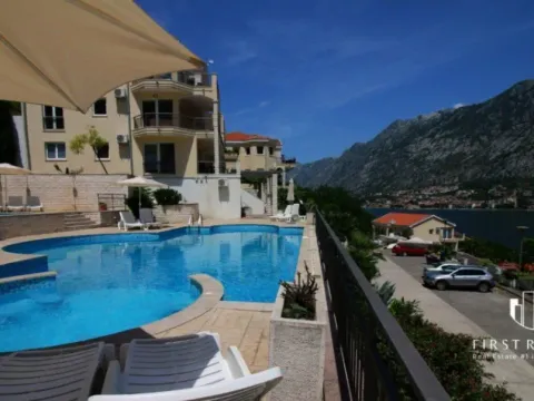 Sale, two bedroom apartment, 76m², Muo, Kotor