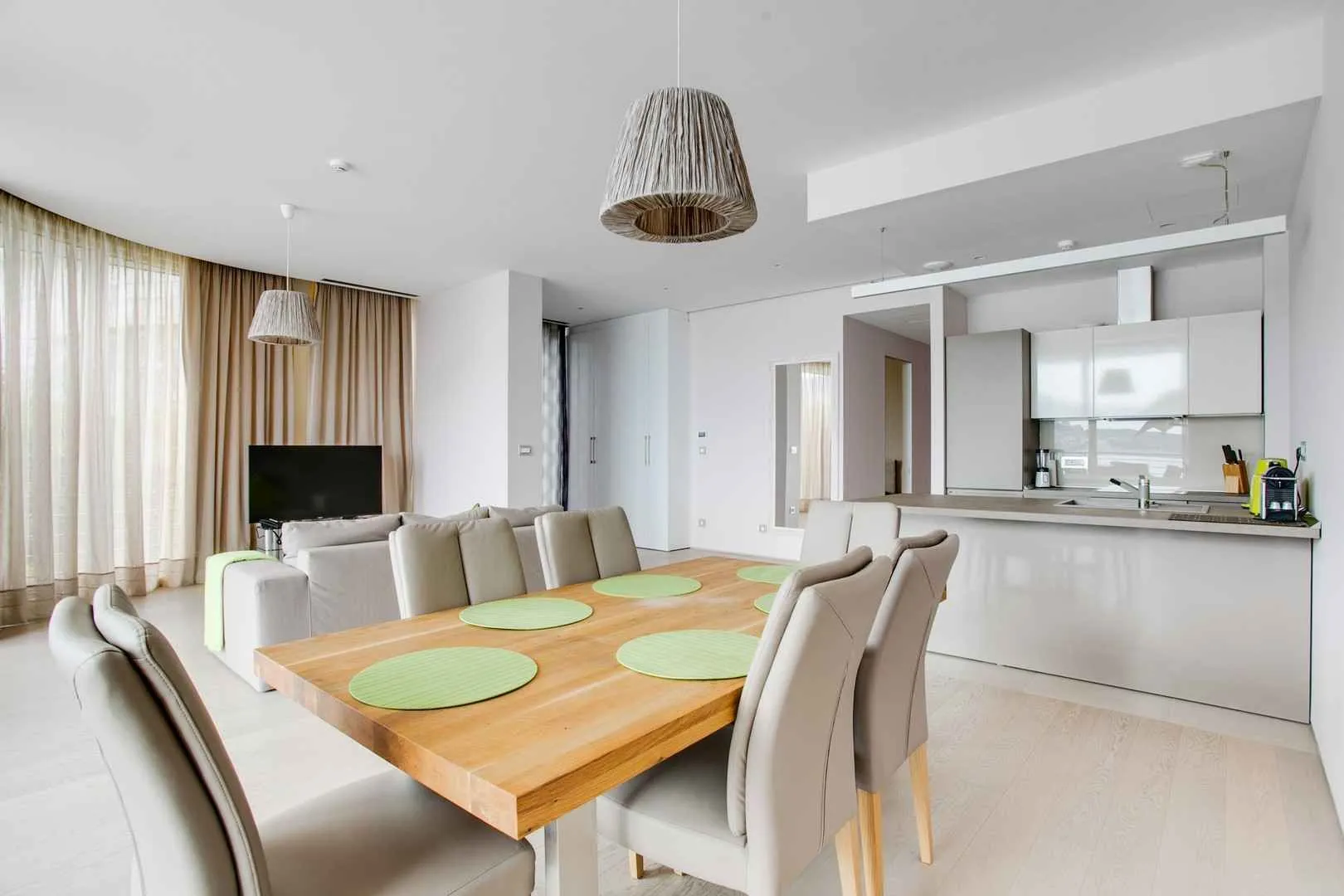 Prodaja, dvosoban stan, 156m², Budva, Crna Gora