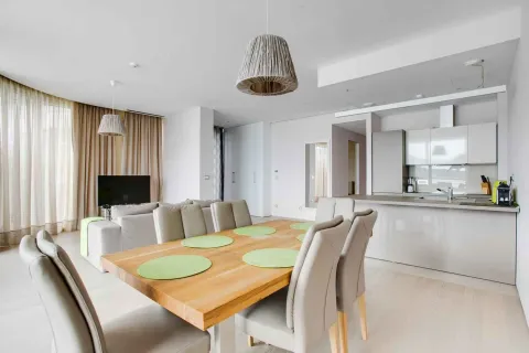 Prodaja, dvosoban stan, 156m², Budva, Crna Gora - image 3