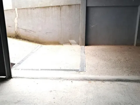 Izdavanje, parking/garaža, 28m², Uciteljsko Naselje, Zvezdara Sve Podlokacije - image 4