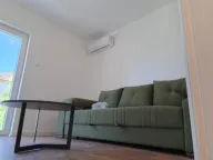 Izdavanje, trosoban stan, 200m², Kalimanj, Tivat - image 12