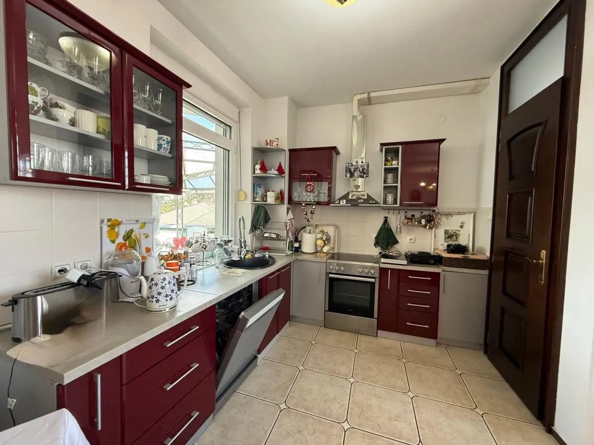 Sale, house, 473m², Veternička rampa, Novi Sad Sve Podlokacije