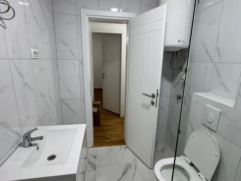 Rent, two bedroom apartment, 55m², City Kvart, Podgorica - image 12