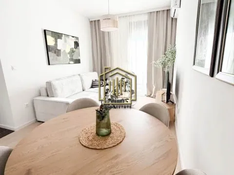 Rent, one bedroom apartment, 37m², Tološi, Podgorica - image 4