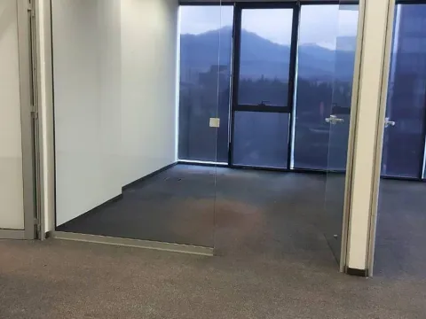 Izdavanje, poslovni prostor, Podgorica, Crna Gora - image 6