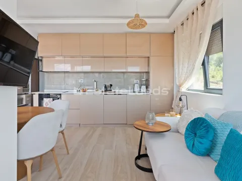 Prodaja, dvosoban stan, 45m², Kava, Tivat - image 2