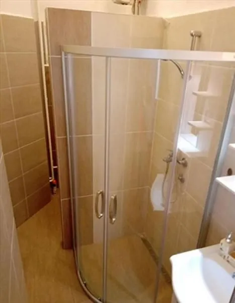 Rent, office space, 90m², Cvetni Trg, Vračar Sve Podlokacije